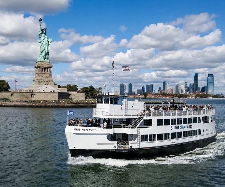 Statue of Liberty Ferry Tickets: How to Book the Right One